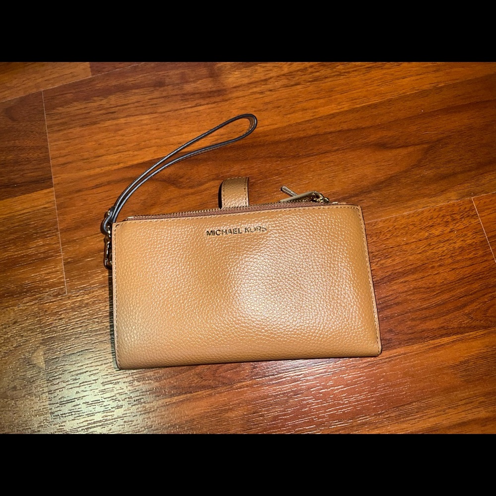 MICHAEL Michael Kors Adele Double Zip Wristlet